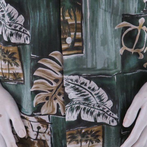 Vintage Hawaiian Shirt - Turtle and Tribal Pattern Paradise Style - Men's Large - Picture 3 of 12